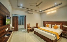Visa Inn Transit Stay With Airport Transfer