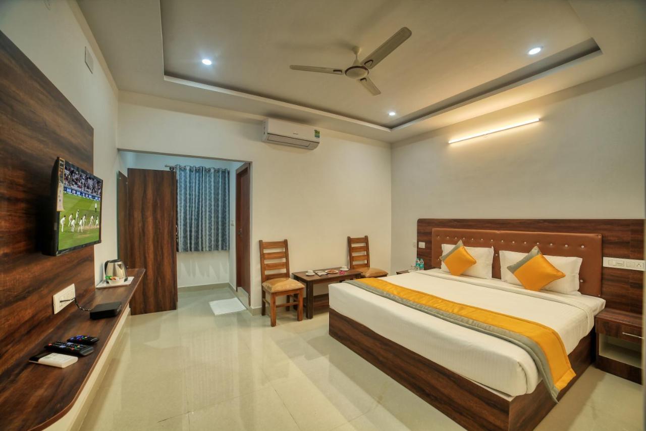 Visa Inn Transit Stay With Airport Transfer Bangalore Exterior photo